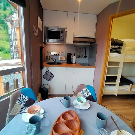 Renove A Avoriaz: 4 Pers, Avec Casier A Skis, Au Coeur Du Village - Fr-1-633-74 * Morzine