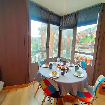 Apartment Renove A Avoriaz: 4 Pers, Avec Casier A Skis, Au Coeur Du Village - Fr-1-633-74